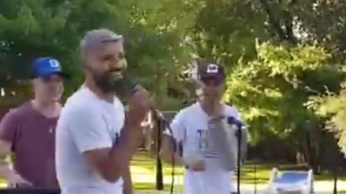 Βίντεο: Ο Σέρχιο Αγουέρο πήρε το... μικρόφωνο