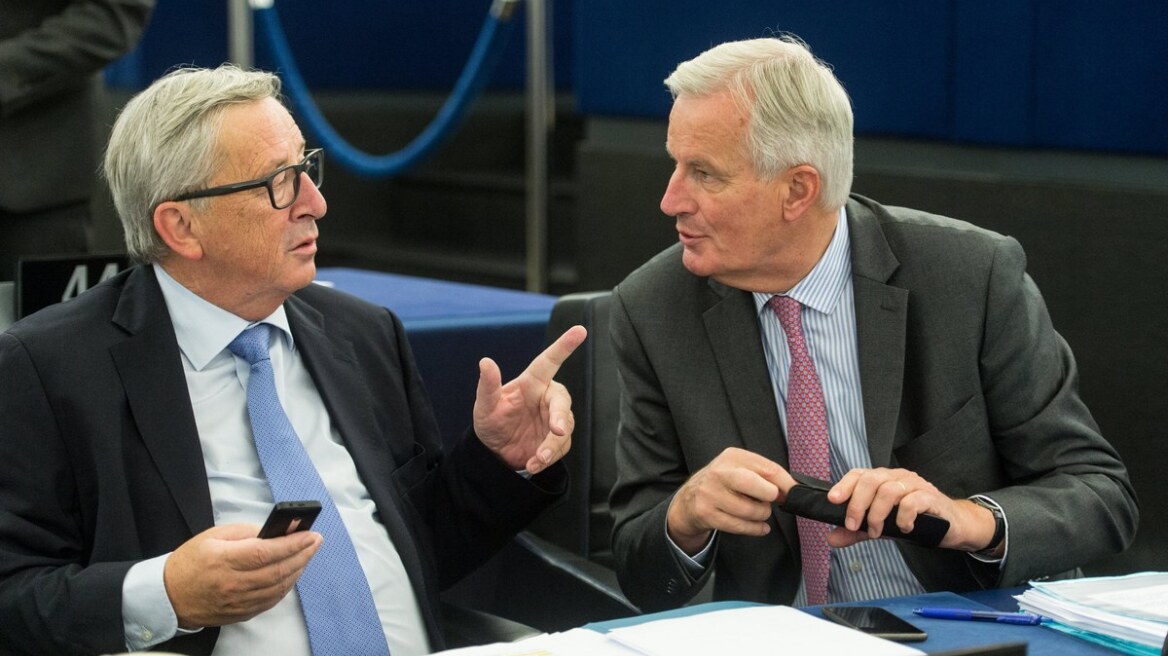 Brexit: Αισιόδοξος ο Γιούνκερ για συμφωνία - «Πολύ δύσκολο», λέει ο Μπαρνιέ 