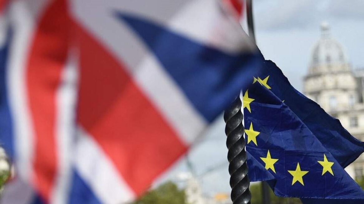 Brexit: Περίπου 2 εκατομμύρια Ευρωπαίοι ζήτησαν παραμονή στη Βρετανία μετά την έξοδο