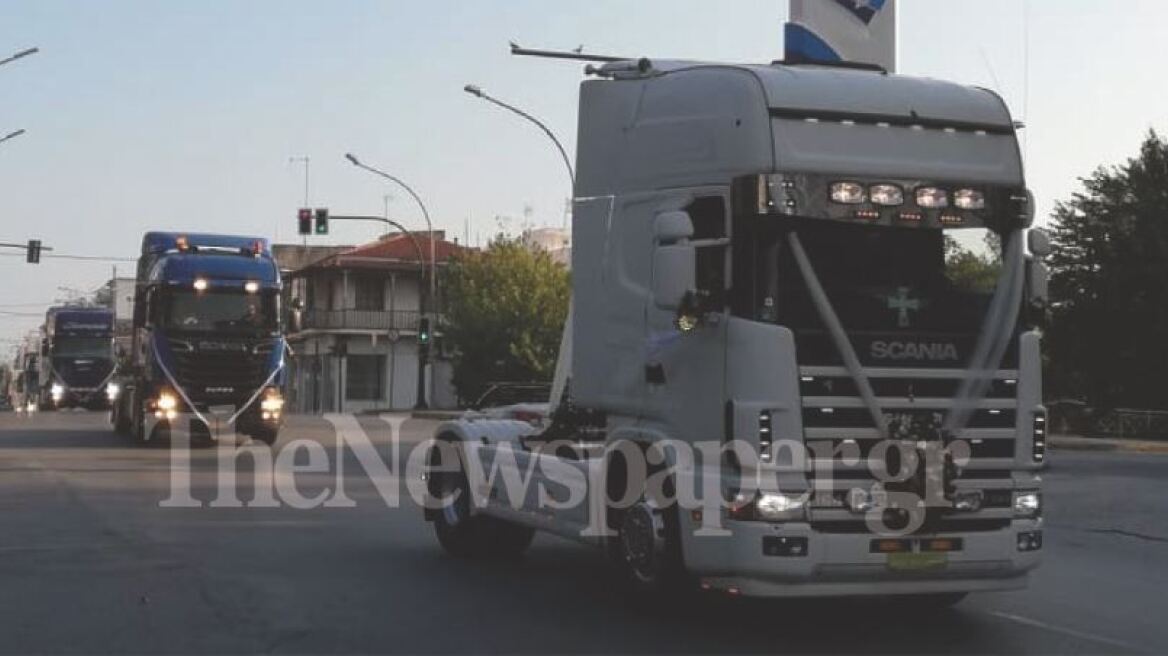 Βόλος: Γάμος με κονβόι από νταλίκες