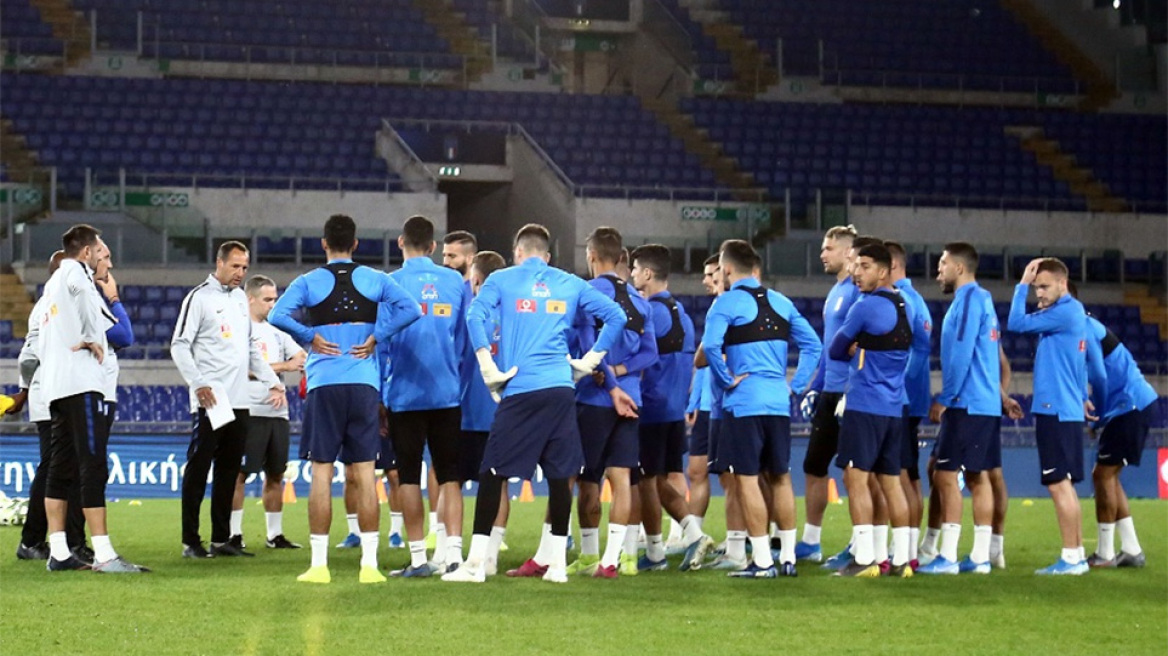 Εθνική: Γαλανόλευκο «restart» με φόντο το Μουντιάλ