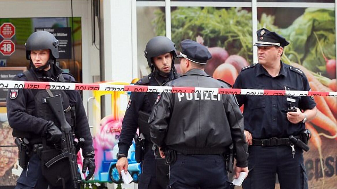 Αμβούργο: 23χρονος επιτέθηκε με μαχαίρι σε περαστικούς - Τρεις τραυματίες