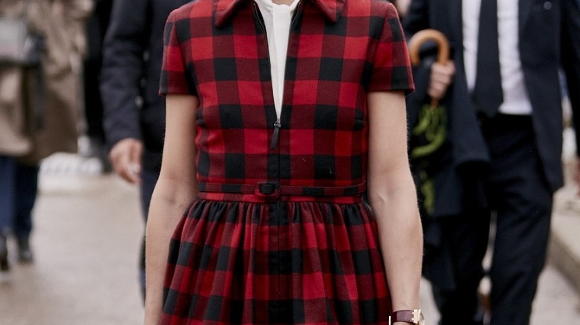 Υπάρχει ένα νέο στυλ σε μπότες που επιλέγει το κοινό της μόδας