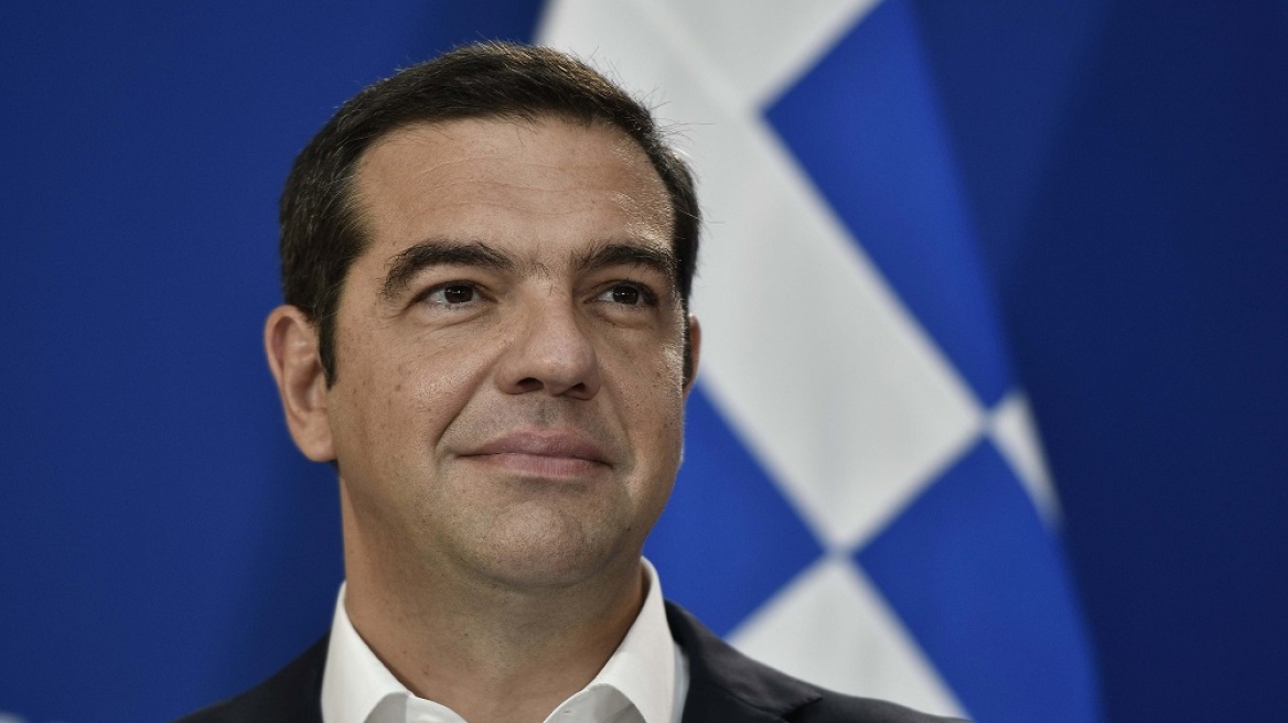 Κυβερνητικές πηγές για Τσίπρα: Κάνει λάθος να ζητά την αναστολή αναβάθμισης της αμυντικής συμφωνίας