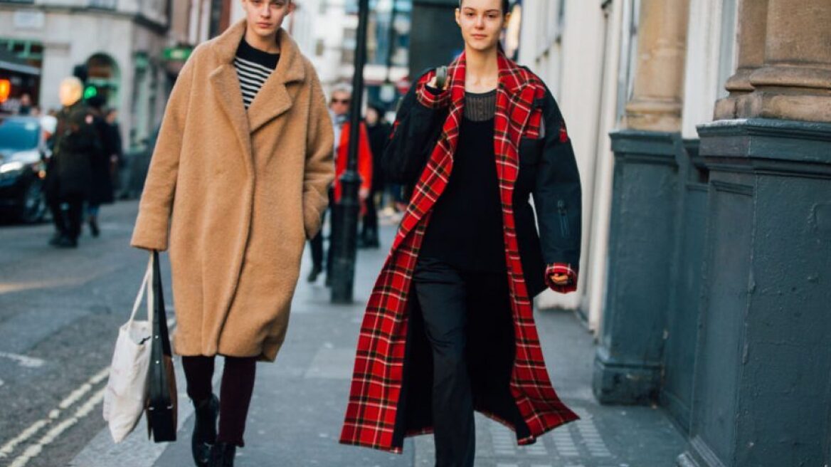 Η cosy τάση στα παλτό που τείνει να γίνει διαχρονική