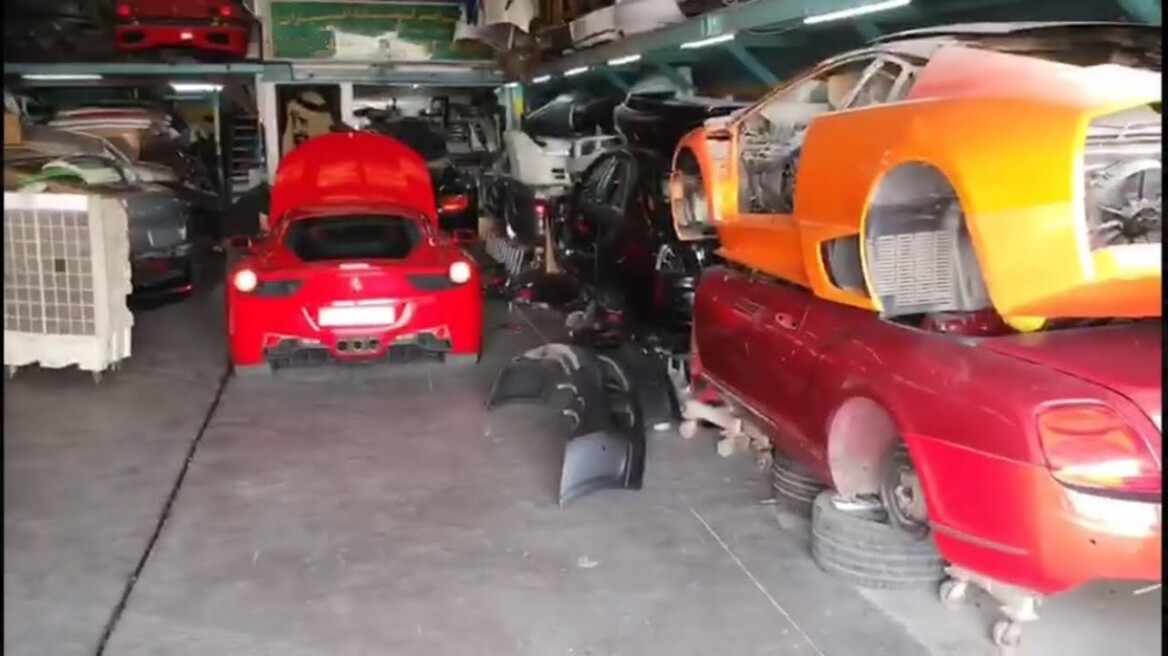 Πάτρα: Βρέθηκε νταλίκα με παράνομα "κομμένα" Supercars