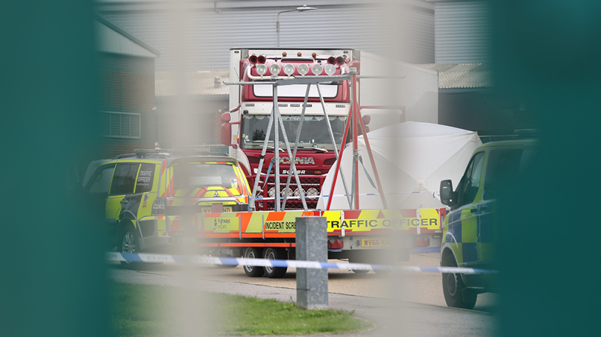 Θρίλερ στο Έσσεξ: Ποια είναι τα σενάρια για τα 39 πτώματα σε φορτηγό