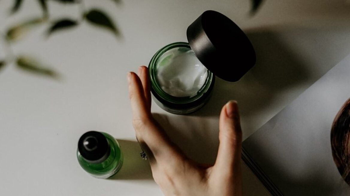 3 συνδυασμοί που πρέπει να αποφεύγετε στη skincare ρουτίνα σας 