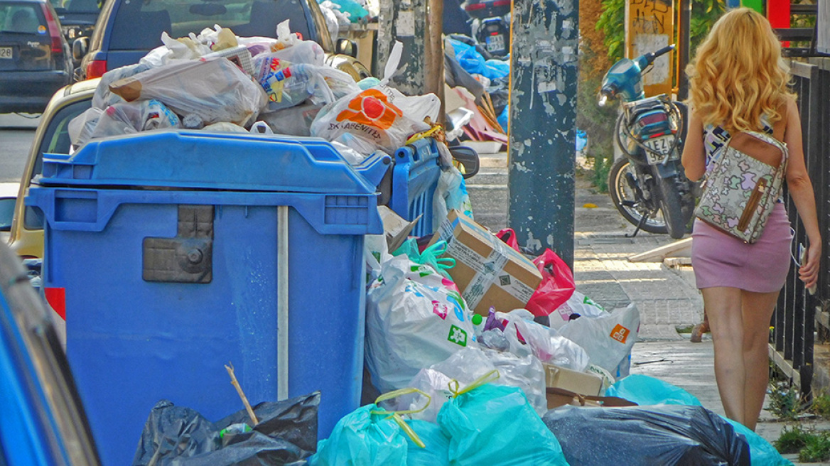 Δήμος Αθηναίων: Ξεκίνησε η αποκομιδή των απορριμμάτων