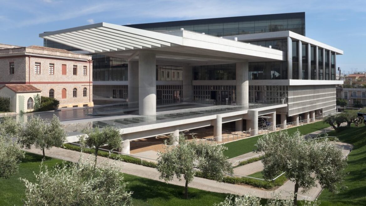 Μουσείο Ακρόπολης: «Ζωντανεύει» το χρυσελεφάντινο άγαλμα της Αθηνάς - Ελεύθερη η είσοδος