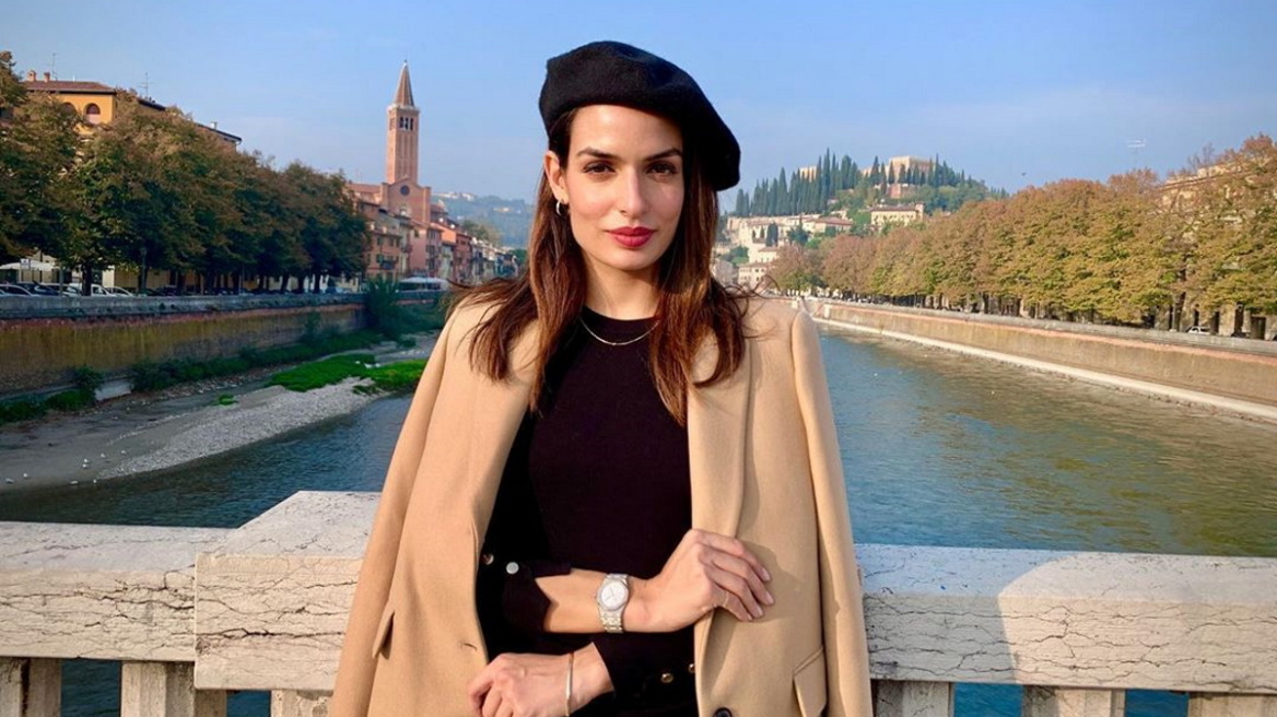 Η Τόνια Σωτηροπούλου φωτογραφίζει τον Κωστή Μαραβέγια στη Βερόνα 