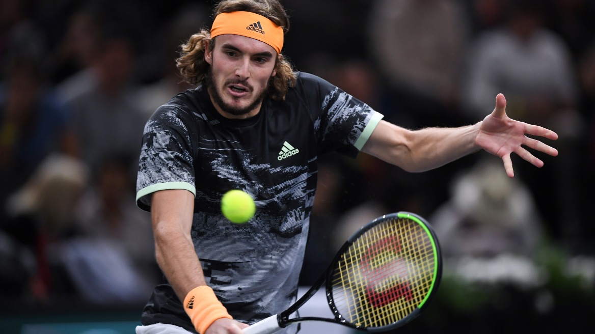 Paris Masters: Στα προημιτελικά με την 100η νίκη ο Τσιτσιπάς