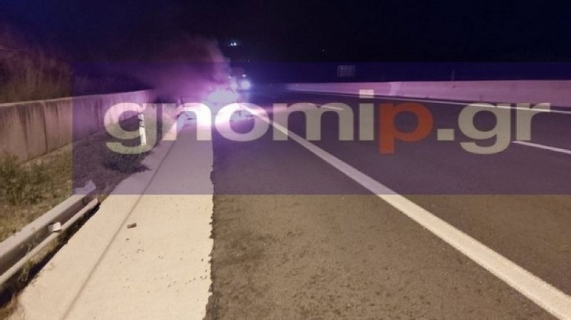 Γρεβενά: Αυτοκίνητο «λαμπάδιασε» εν κινήσει στην Εγνατία