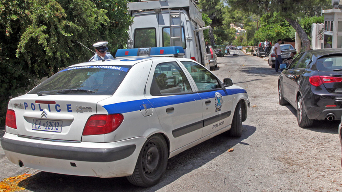 Βουλιαγμένη: Συνταξιούχος μηχανικός κατήγγειλε διάρρηξη με λεία πάνω από 650.000 ευρώ