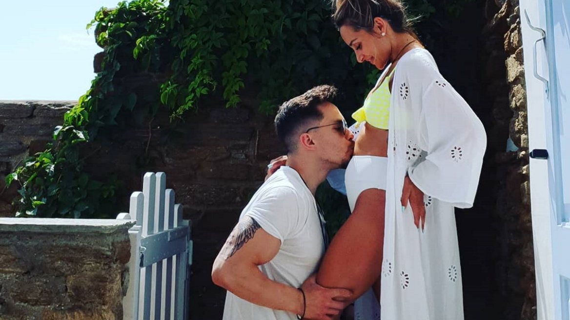 Η στιγμή που ο Λευτέρης Πετρούνιας έμαθε από την Βασιλική Μιλλούση ότι θα γίνει μπαμπάς! Βίντεο 