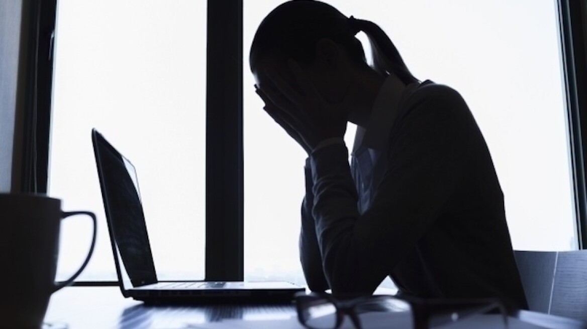 Απίστευτο: Ανέβασε σε site porno 7 video της για να την εκδικηθεί