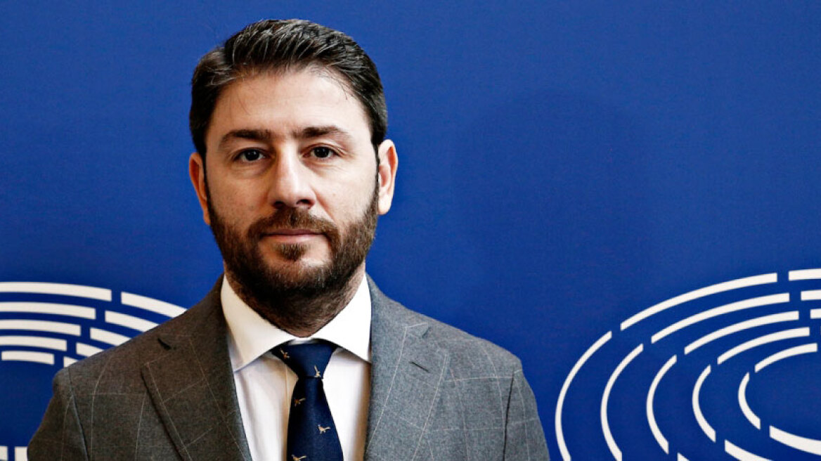 Νίκος Ανδρουλάκης: Η Ελλάδα είναι υπό ομηρία στο προσφυγικό