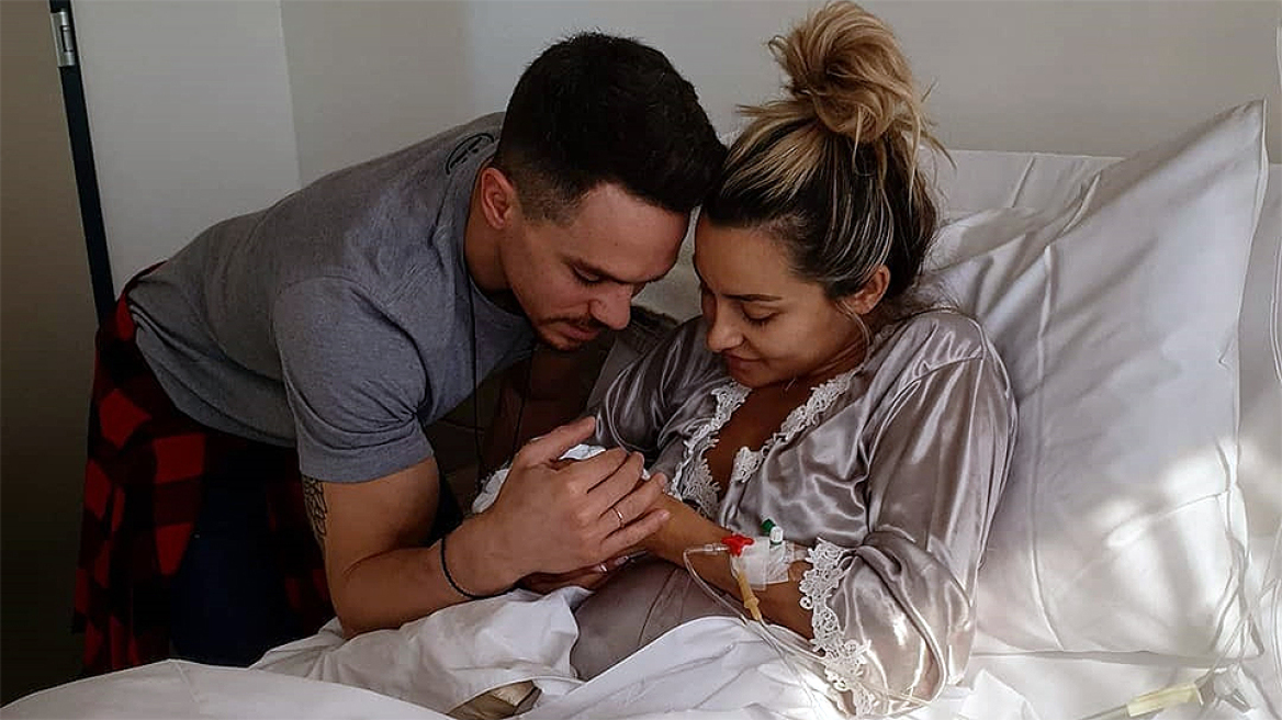 Λευτέρης Πετρούνιας: Η αγκαλιά με την κόρη του και το τέλος της καραντίνας