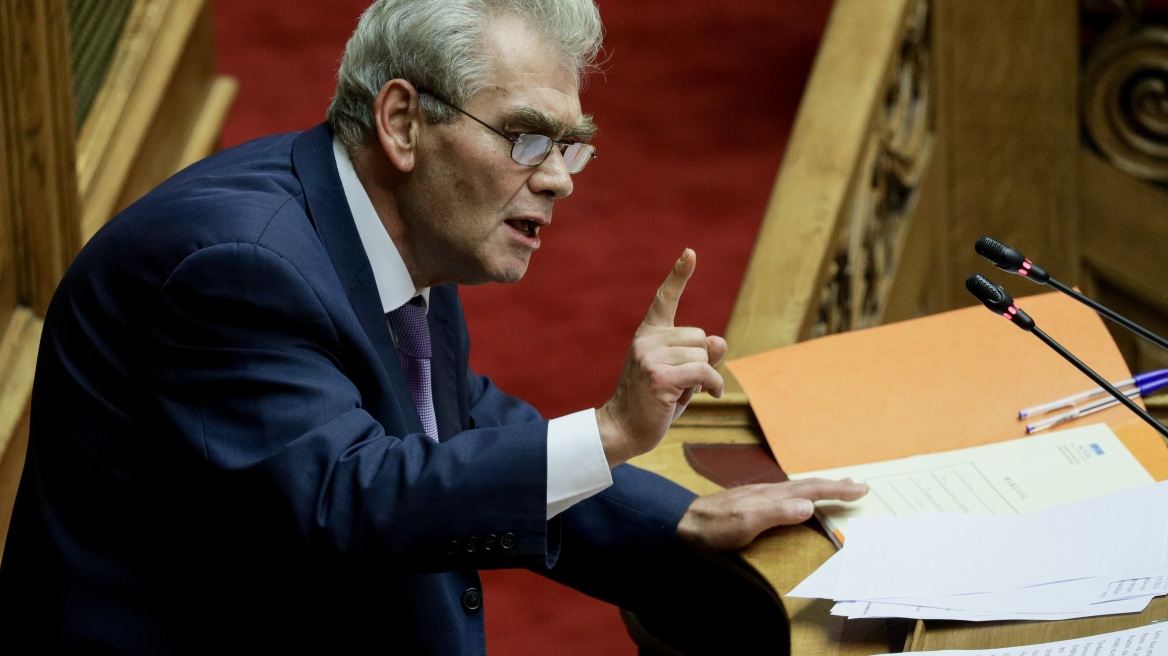 Ο Παπαγγελόπουλος ζητά εξαίρεση βουλευτών της ΝΔ που είχαν εμπλοκή στην υπόθεση της Novartis