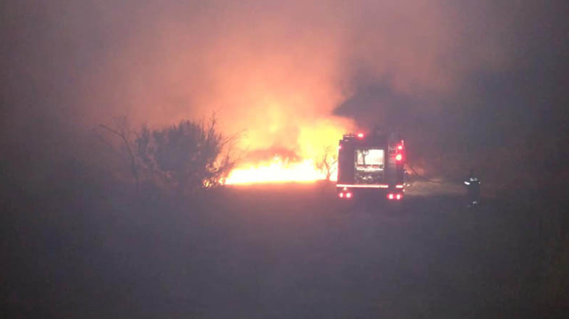 Μαραθώνας: Υπό έλεγχο η φωτιά που ξέσπασε σε δύσβατο σημείο