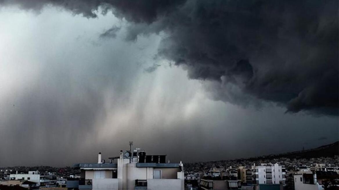 Καιρός: Τοπικές βροχές και καταιγίδες την Τρίτη - Ποιες περιοχές θα επηρεαστούν