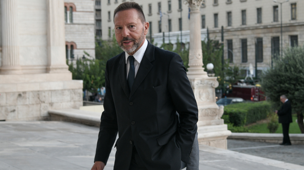 Στουρνάρας: «Βγαίνει ο λογαριασμός» της ανάπτυξης αν συνεχίσει έτσι η κυβέρνηση