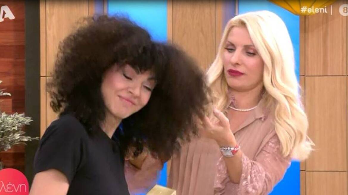 Τα κομπλιμέντα της Ελένης Μενεγάκη στη Μαρία Σολωμού