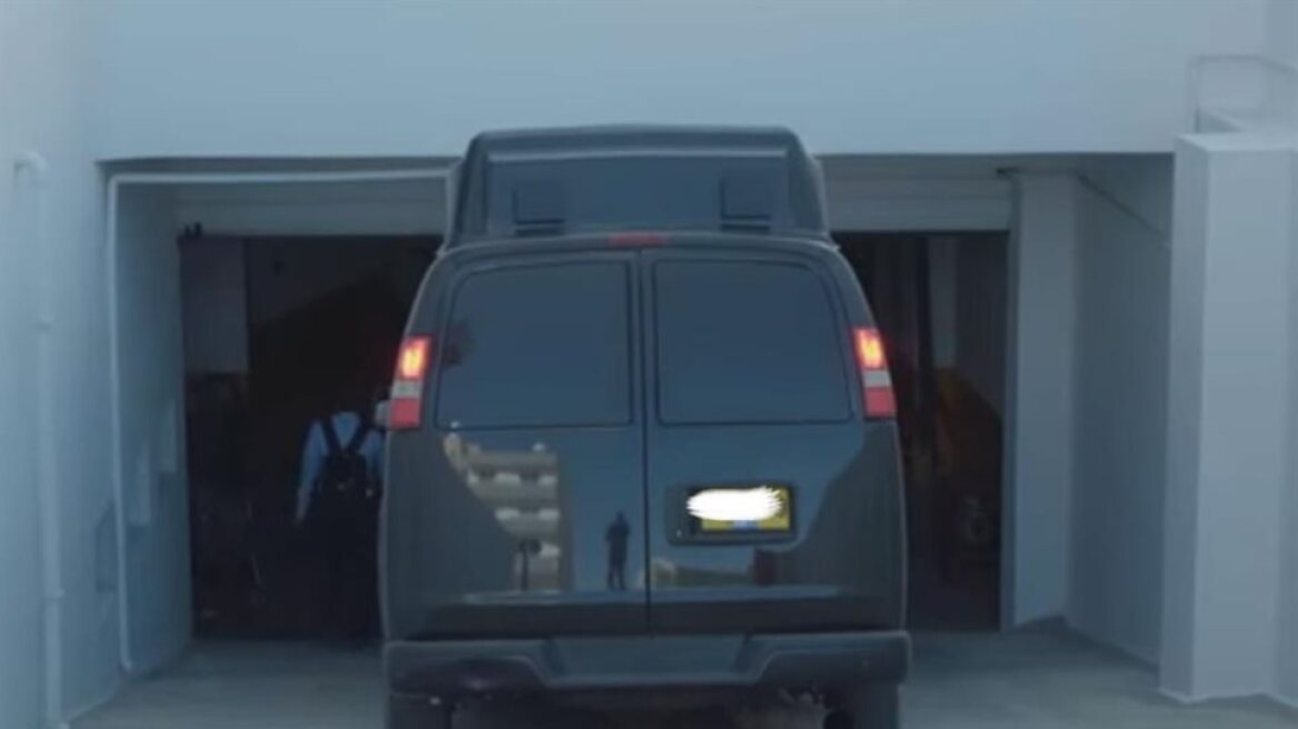 Κύπρος: Το κατασκοπευτικό βαν παρακολουθούσε και τα κατεχόμενα, γράφει η Χουριέτ