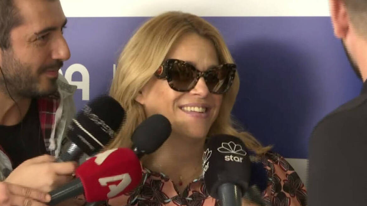 Οι πρώτες δηλώσεις της Τζένης Μπότση για την κόρη της: «Θέλω το παιδί μου να είναι ταπεινό»  