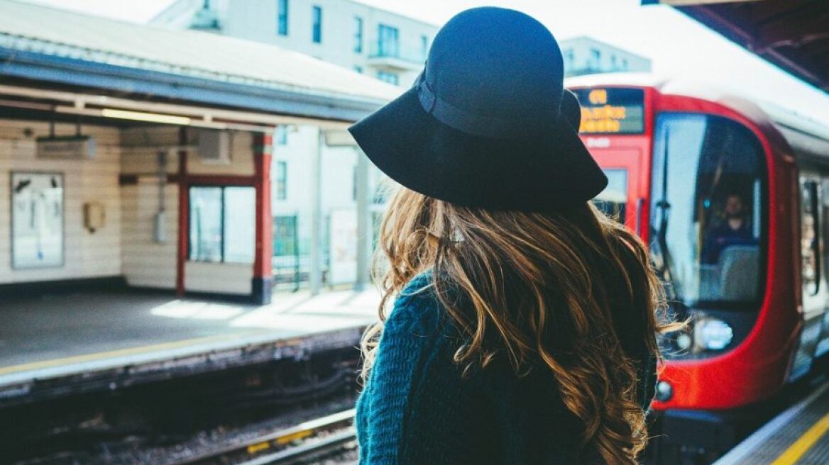 Να τι συμβαίνει όταν τα μαλλιά μιας γυναίκας λάμπουν από υγεία