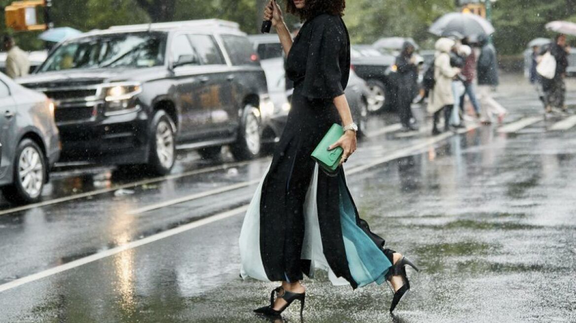 Tα 6 ωραιότερα αδιάβροχα που μπορείς να αγοράσεις τώρα 