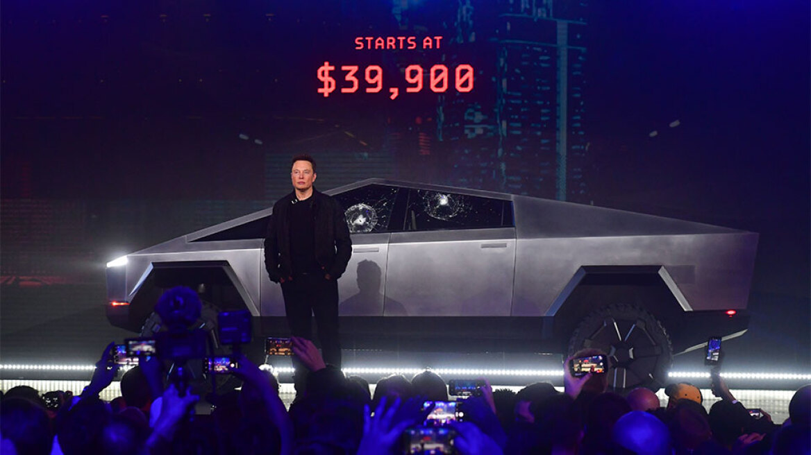 Έλον Μασκ: Το φιάσκο του cybertruck της Tesla τού στοίχισε 768 εκατ. δολάρια σε μία μέρα!