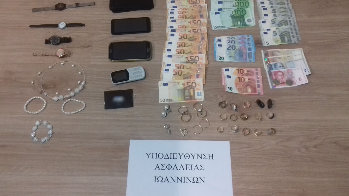 Ιωάννινα: 71χρονη παγίδεψε σπείρα απατεώνων - Είχαν αποκομίσει ήδη 146.500 ευρώ