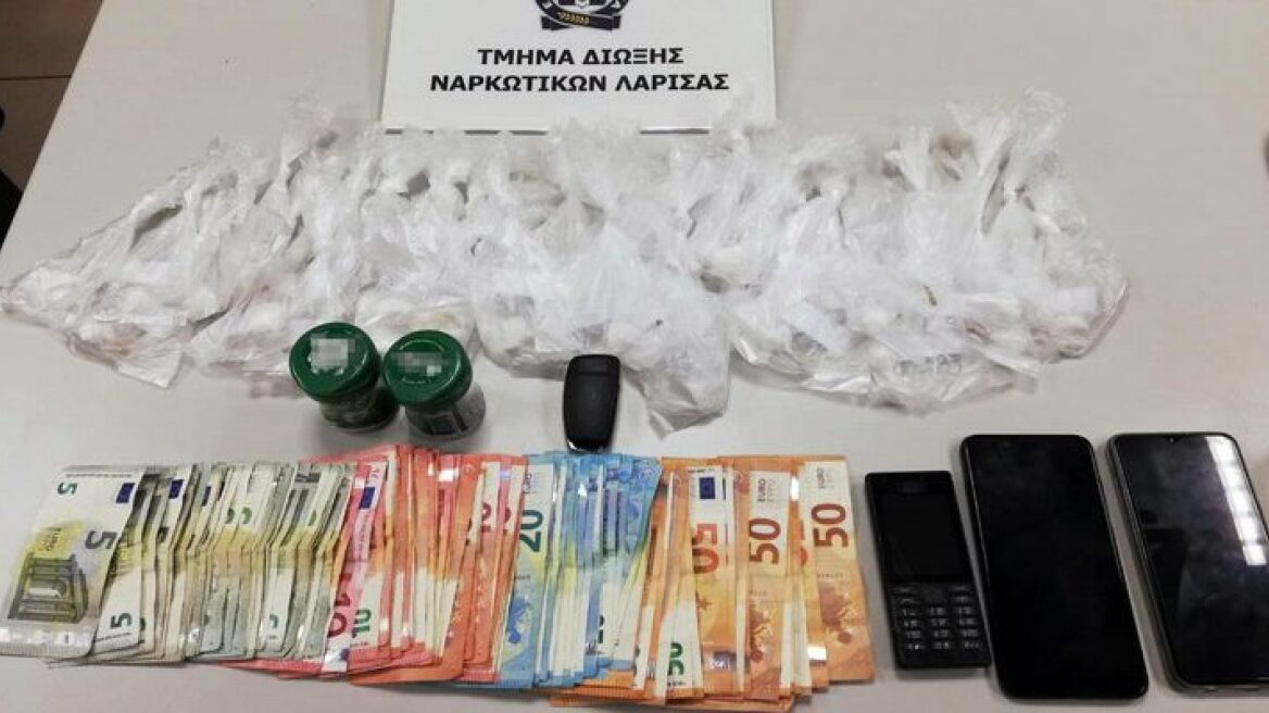 Λάρισα: Βγήκε βόλτα για να βρει πελάτες να πουλήσει κοκαΐνη!