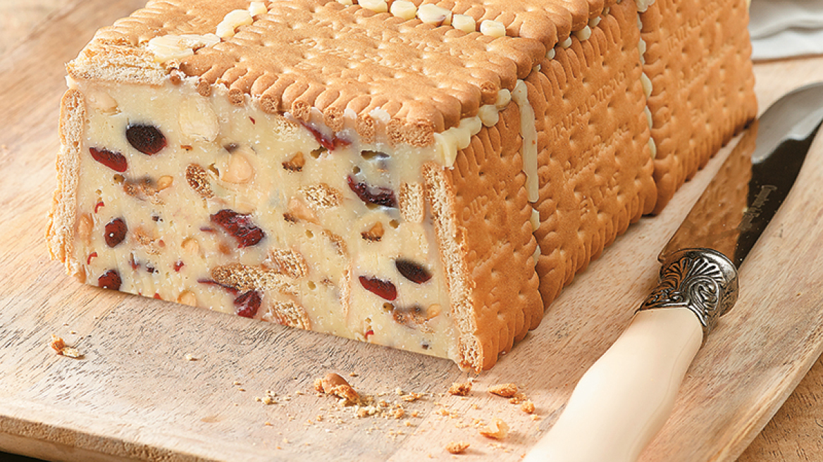 Κορμός με λευκή σοκολάτα, κράνμπερις και αμύγδαλα