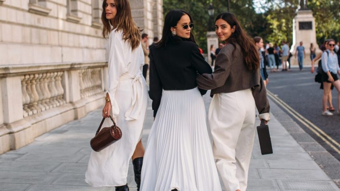 Το κλασικό τρικ για να ντύνεστε πολύ πιο γρήγορα 