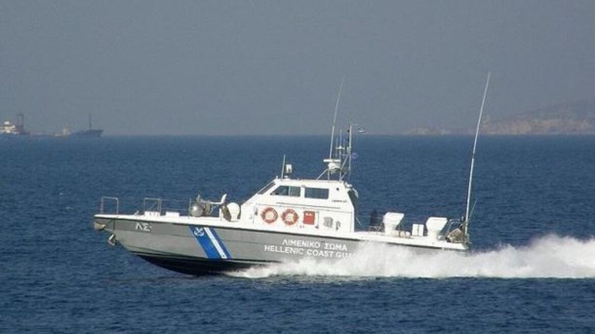 Τραγωδία στους Παξούς: Συνεχίζονται οι έρευνες για τους αγνοούμενους - Δεν έχουν ταυτοποιηθεί οι 12 σοροί