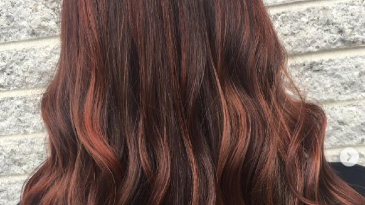 Raspberry Bourbon – Η καλύτερη επιλογή για χρώμα μαλλιών το χειμώνα