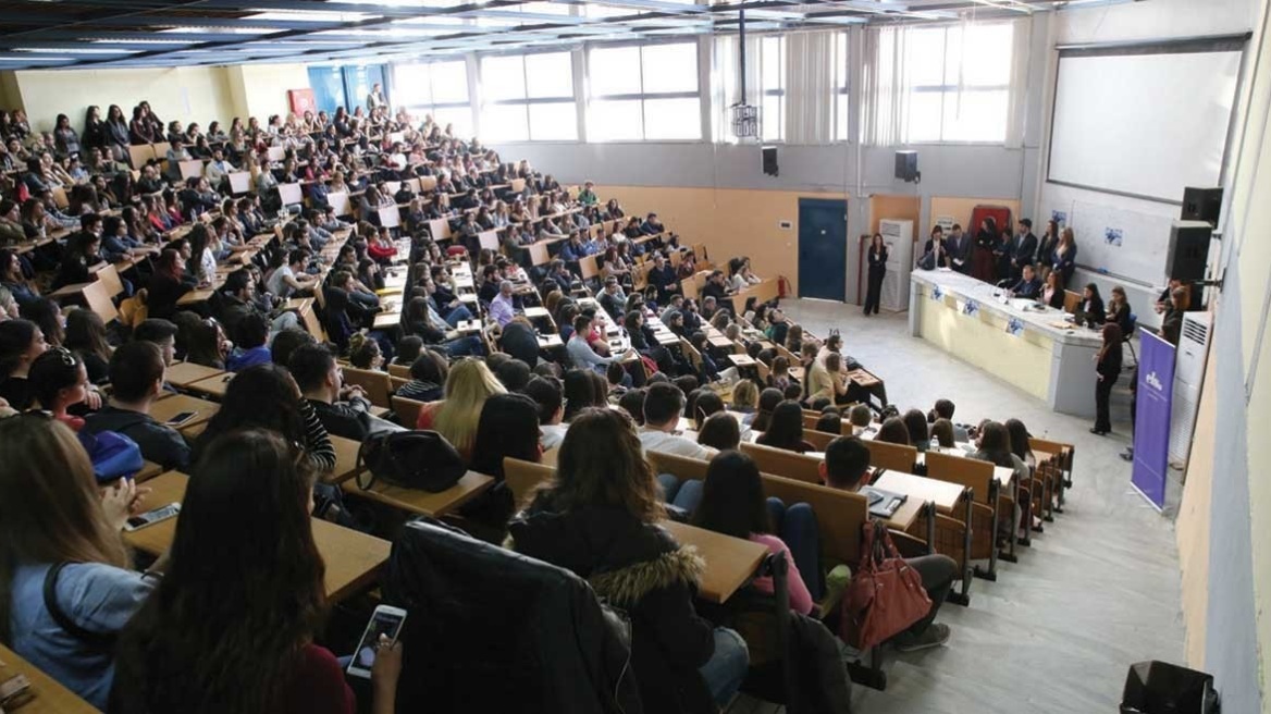 Υπουργείο Παιδείας: Πρόσθετη χρηματοδότηση 7 εκατ. ευρώ στα πανεπιστήμια