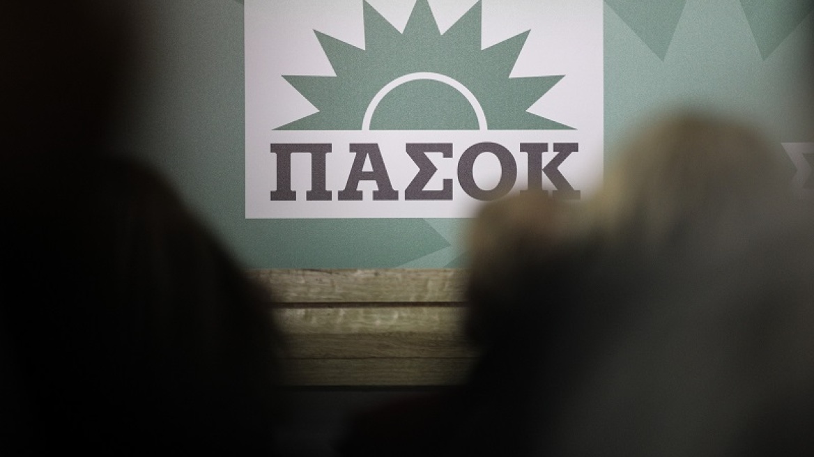 ΠΑΣΟΚ: Πώς σχολιάζουν πέντε μέλη τα σενάρια διαγραφής τους