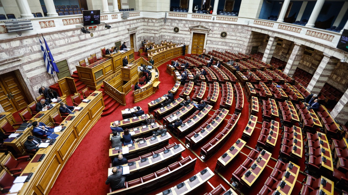 Ξεκινά στη Βουλή η πενθήμερη συζήτηση του προϋπολογισμού