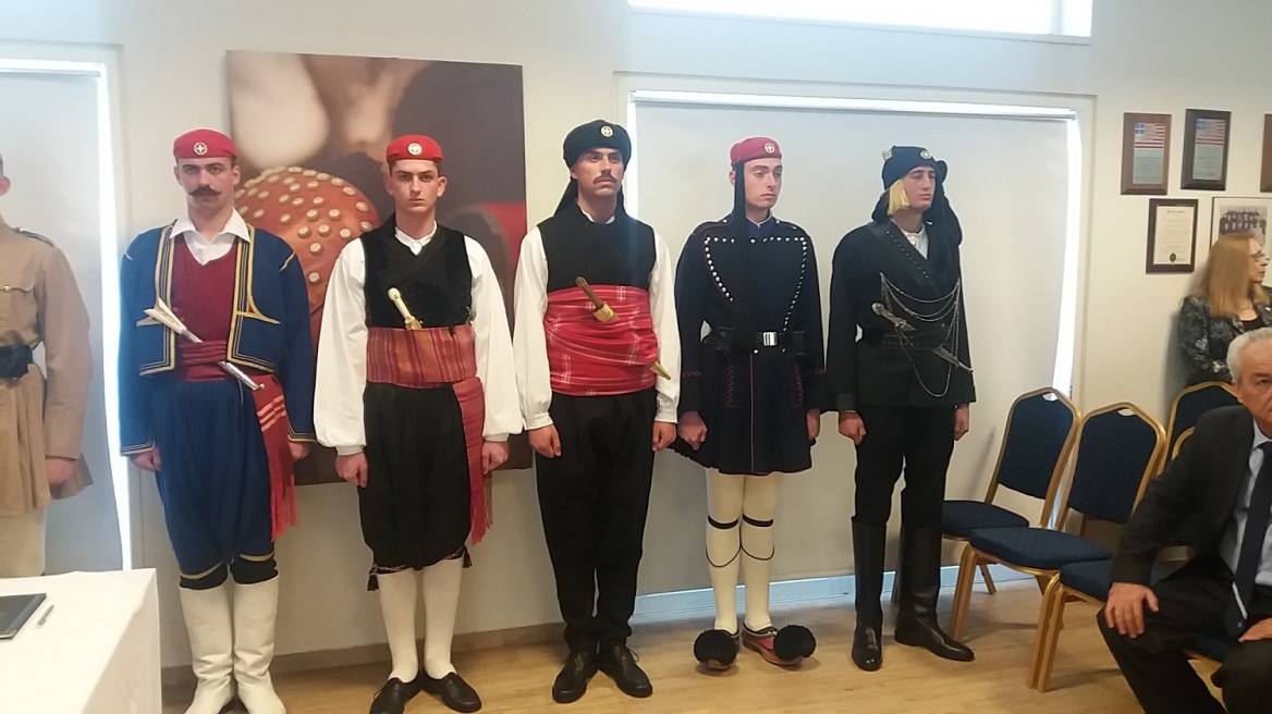 Προεδρική Φρουρά: Στην ιματιοθήκη της η θρακιώτικη φορεσιά
