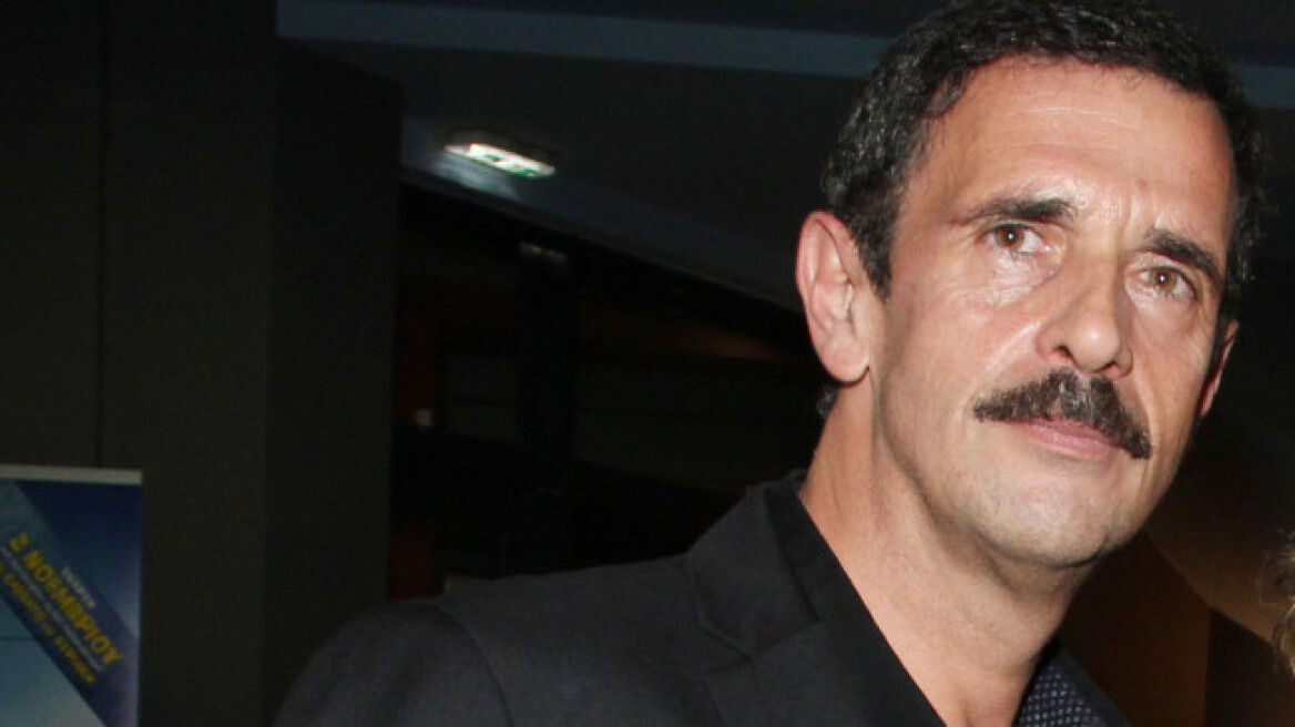 Άγριες Μέλισσες: Ο Δούκας θα ανακαλύψει ότι η Μυρσίνη τον απατά