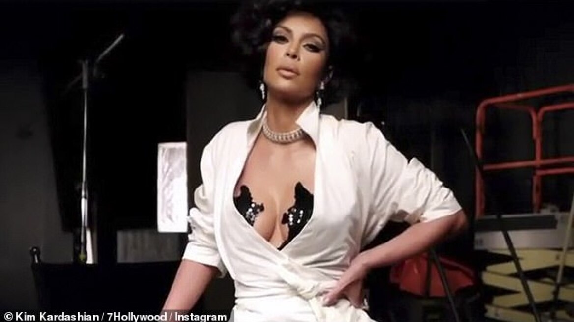 Η Κιμ Καρντάσιαν φωτογραφίζεται αλά Ελίζαμπεθ Τέιλορ