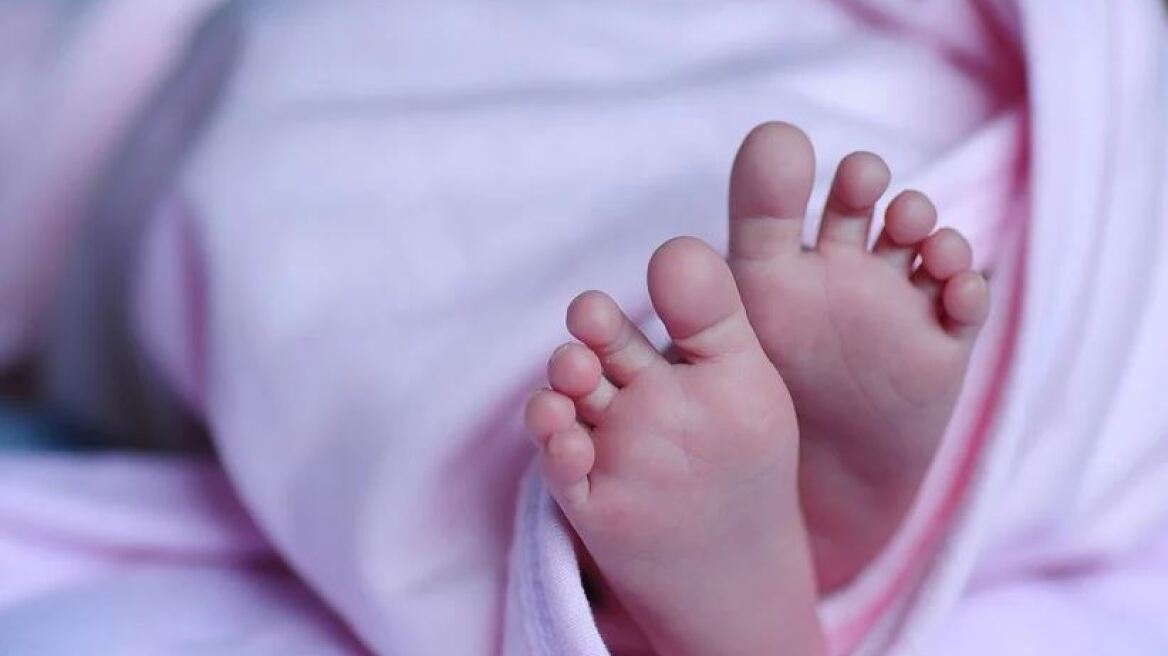 Μωρό ενός έτους με κορωνοϊό στη ΜΕΘ του Νοσοκομείου Παίδων «Η Αγία Σοφία»