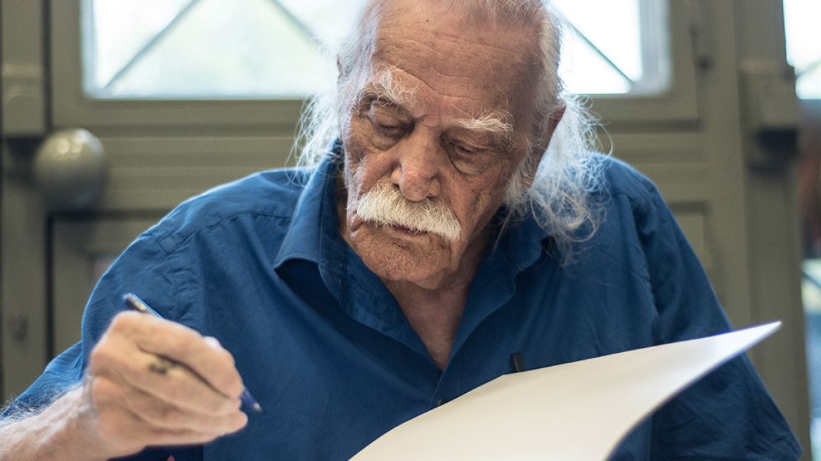 Ο Μανώλης Γλέζος ξανά στο νοσοκομείο 