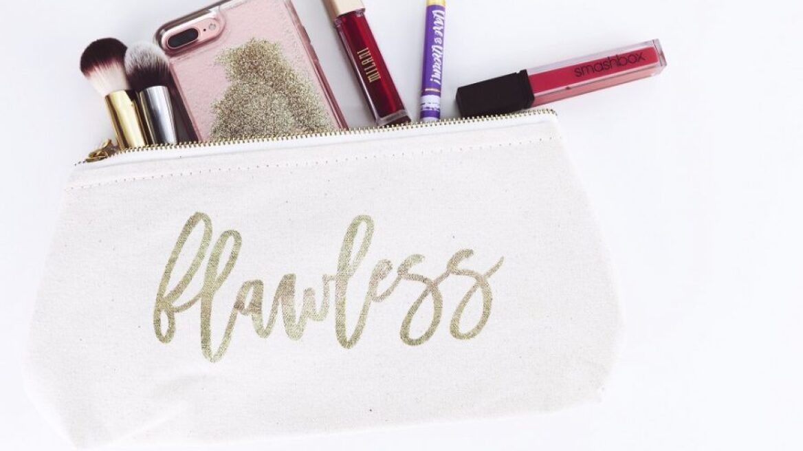 Beauty Picks: Τα προϊόντα που έχω στο νεσεσέρ μου όταν ταξιδεύω τις γιορτές