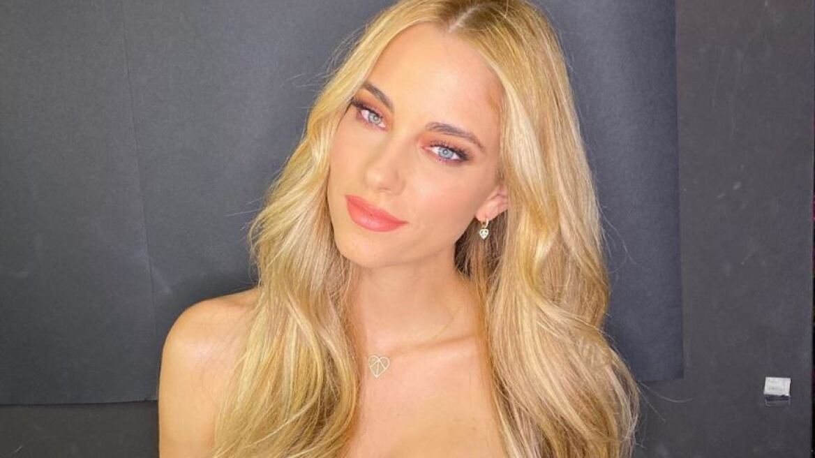 Επέτειος γάμου για τη Δούκισσα Νομικού: Η selfie με τον σύζυγό της και το μήνυμα της 