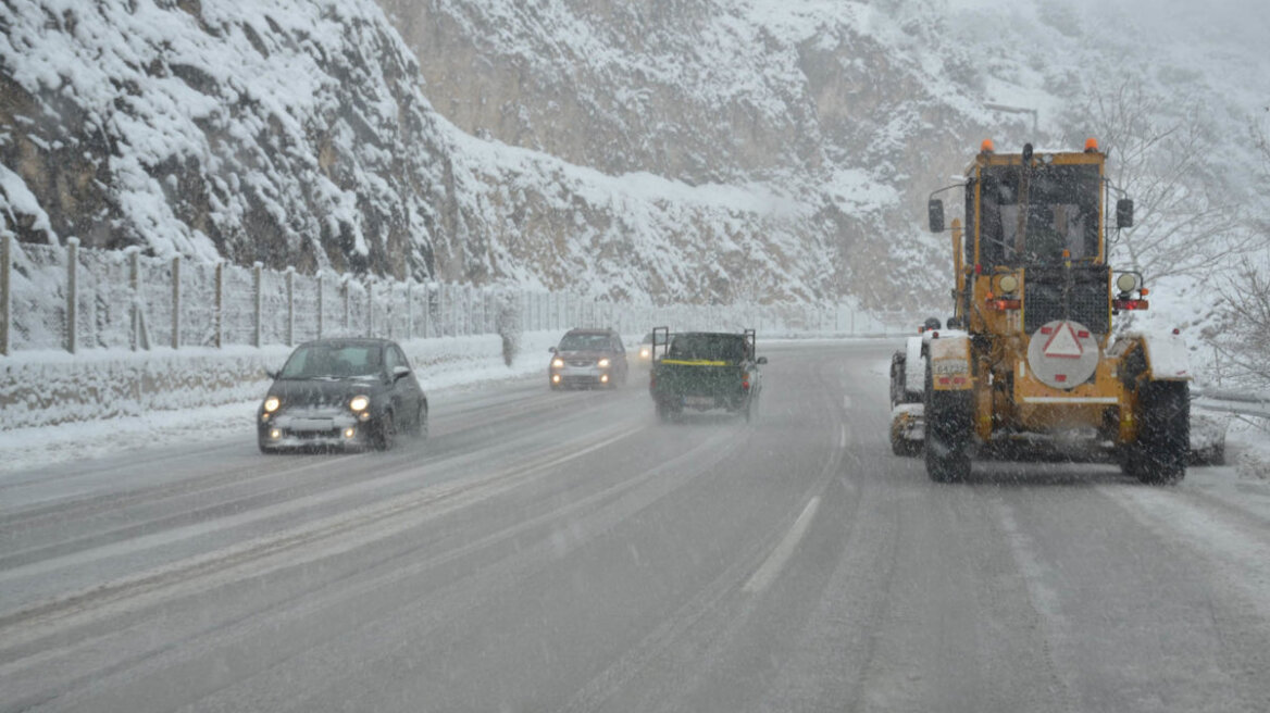Κακοκαιρία «Ζηνοβία»: Παραμένει ο παγετός στα ορεινά του νομού Λάρισας