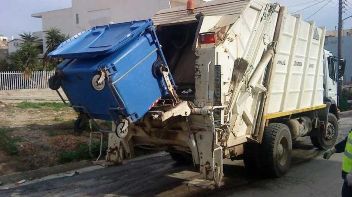 Χαλκίδα: Νεκρός 47χρονος υπάλληλος του δήμου - Λεωφορείο χτύπησε απορριμματοφόρο